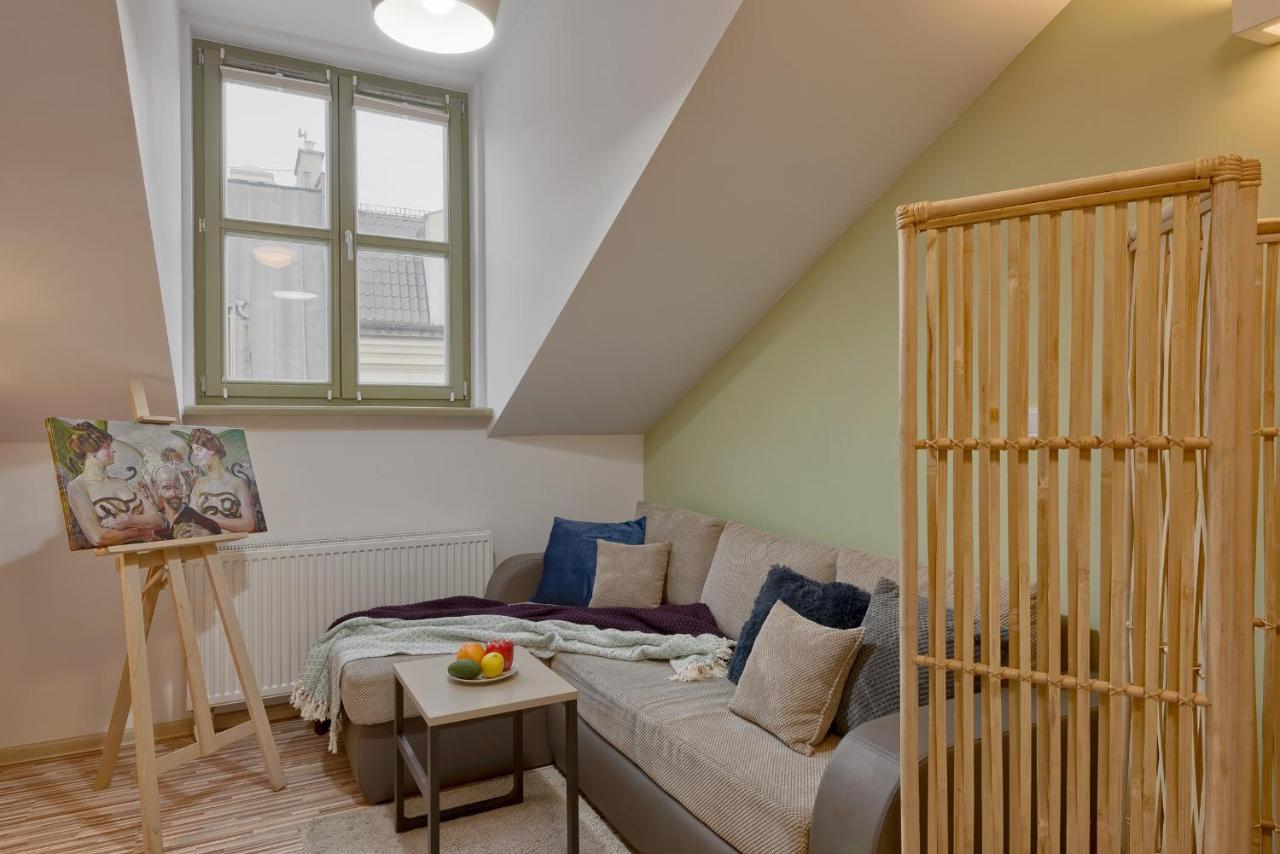 Апартаменти Centre Apartments-old Town *