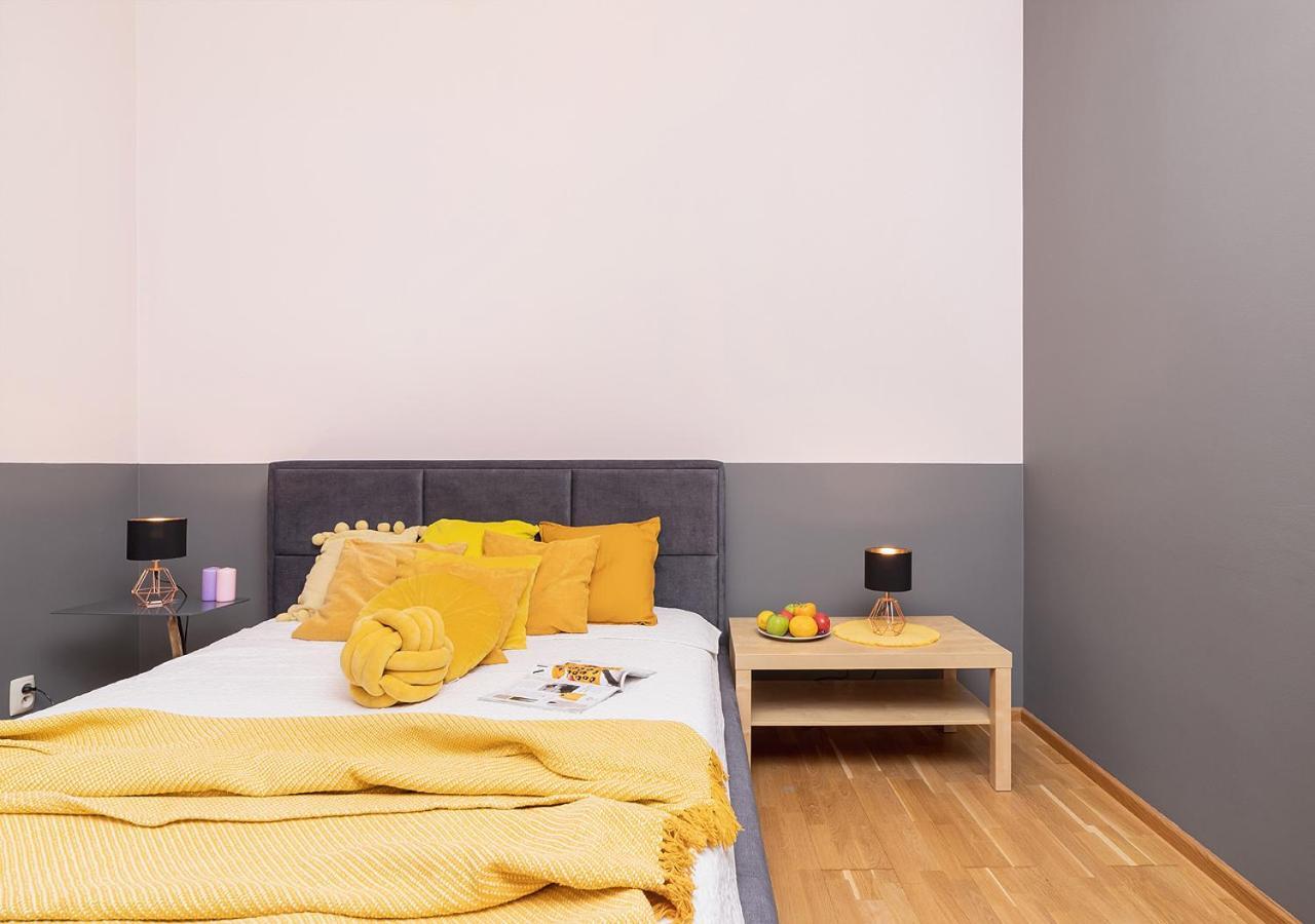 Centre Apartments-old Town Апартаменти Краків